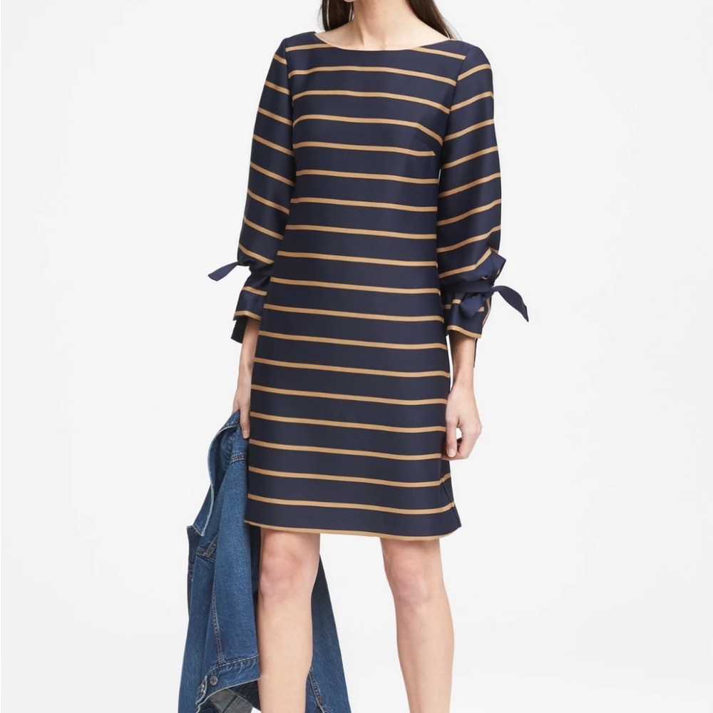 Banana Republic Striped Poet Sleeve Shift Dress‎